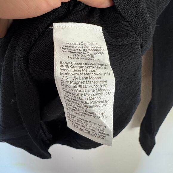 J.Crew Carolyn Fitted Crewneck Merino Wool Sweater S Black Long Sleeve Pullover - Picture 5 of 7